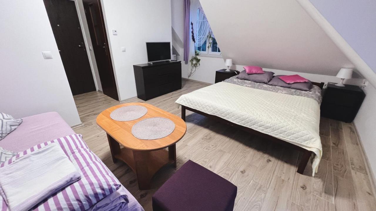 Przystan Bialogora Apartment Bagian luar foto
